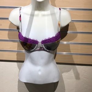 Calvin Klein bra, underwire 32A